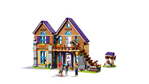 Mia's house and her horses in Lego Friends from 6 years old