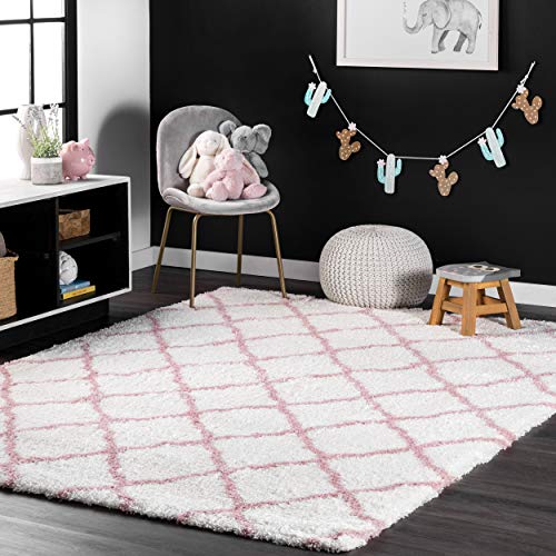 Modern pink carpet for a girl bedroom