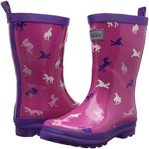Purple rain boots with unicorn print for girly girls by Hatley